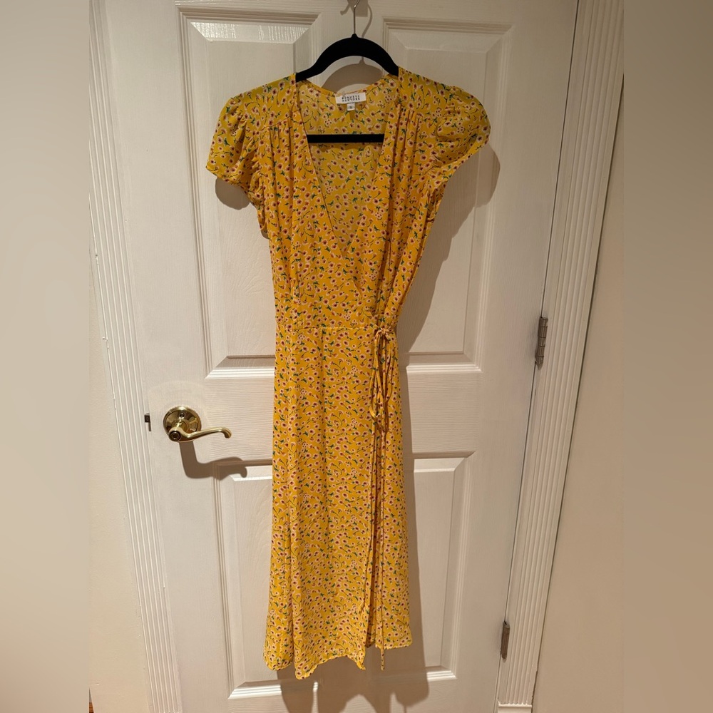 Barney’s yellow floral wrap summer dress size small
